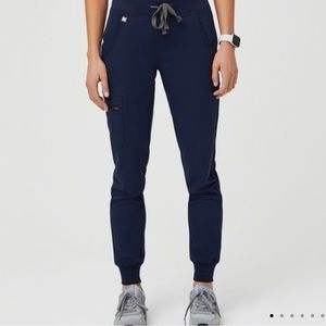 figs scrub pants